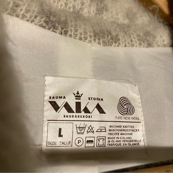 Vintage 70’s VAKA Pure New Wool Coat w/ Woolmark - Picture 11 of 13